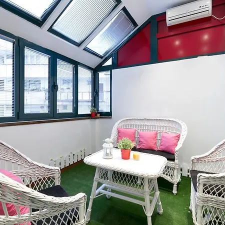 Mosaic Hostel *
